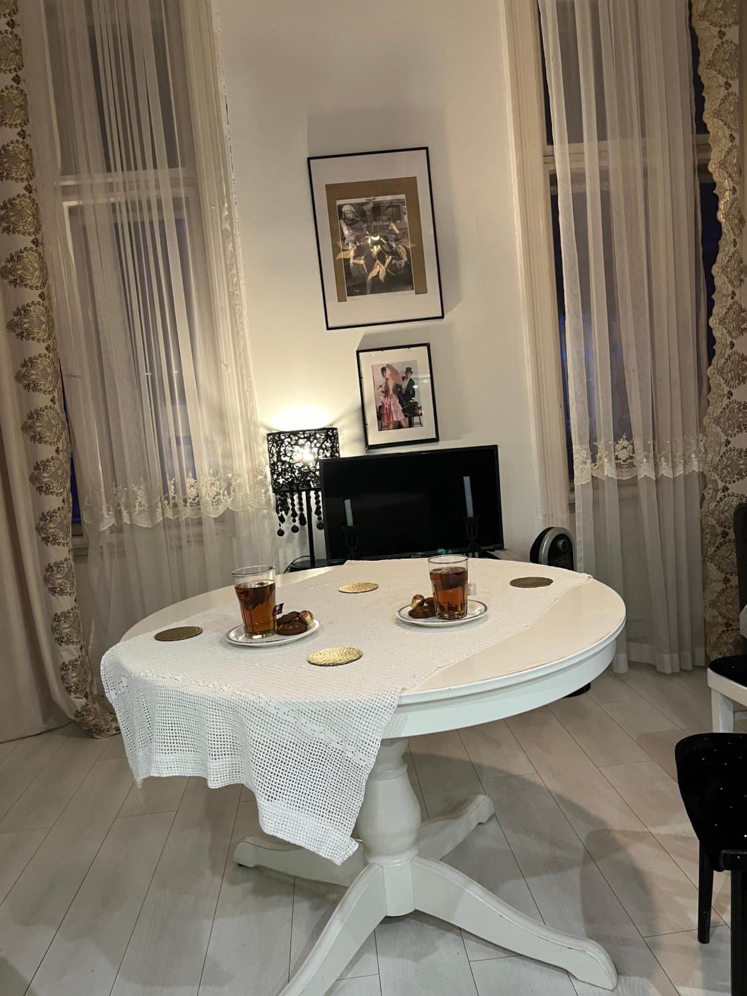 4 You Apartment Budapest Bagian luar foto