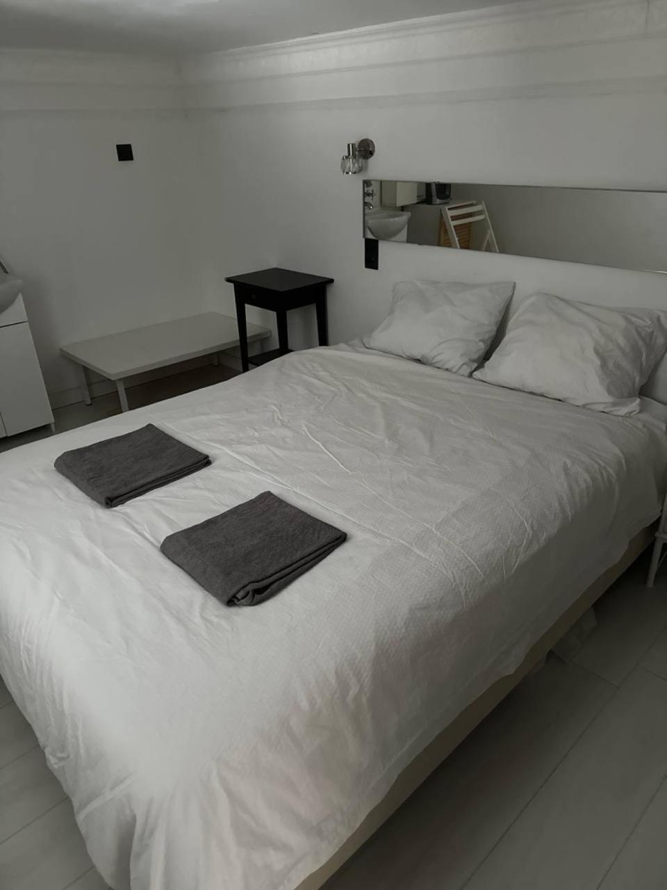 4 You Apartment Budapest Bagian luar foto